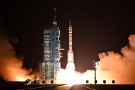 In a race back to the moon, US and China see a fast-approaching finish line – Orlando Sentinel