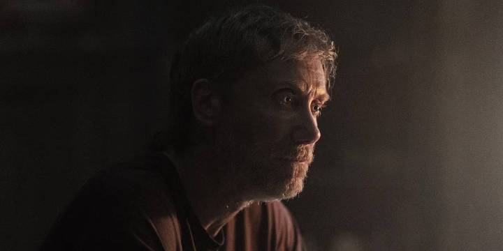Who Is Stephen Merchant's Character in 'TWD: Daryl Dixon'?