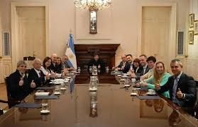 Milei encabezó la primera reunión de equipo tras la filtración de los audios de Spagnuolo y Karina Milei