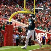 Eagles down Bucs to stay unbeaten, Bills march on