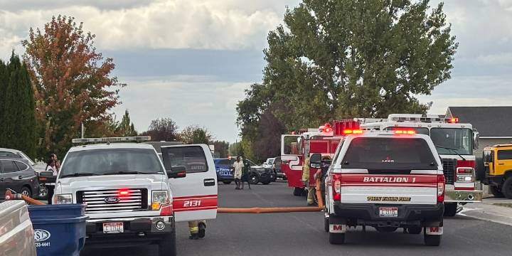 Firefighters quickly extinguish house fire in Twin Falls