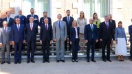 Los Reyes llegan a Egipto en medio de la tensión política