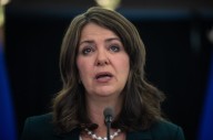 Danielle Smith begins southern leg of Alberta Next Panel in Medicine Hat
