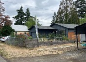 Portland police say 22-year-old killed his mom and 10-year-old sister before killing himself
