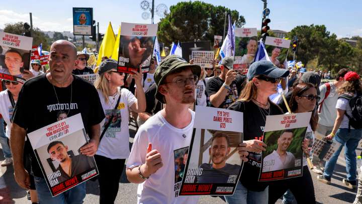Los familiares de los rehenes volvieron a manifestarse en Israel