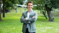 José Fernández-Vigo, oftalmólogo: «A partir de los 40, hay que hacerse una revisión anual de la vista»