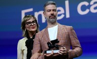 "En el camino", del mexicano David Pablos, gana como mejor película en los Horizontes de Venecia