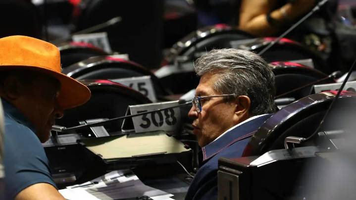 Monreal dice que leyes de aduana y aranceles atenderán irregularidades; descarta guerra comercial