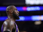 Lakers' LeBron James writes op-ed for Chinese state media