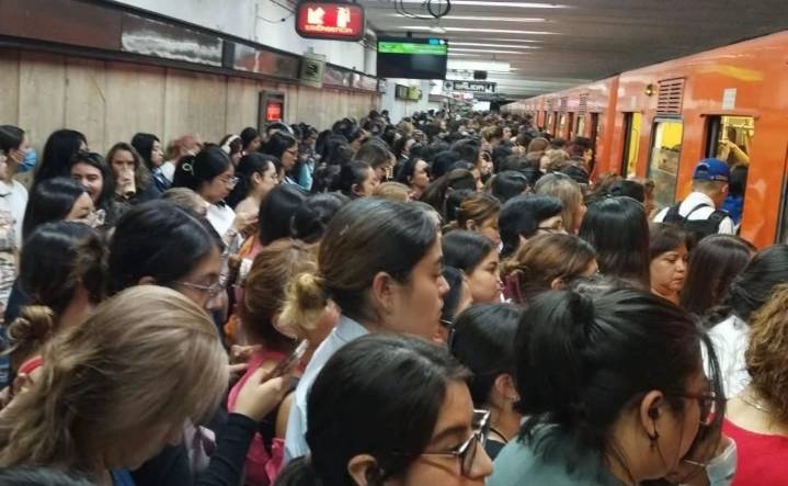 Retrasos en el Metro CDMX; usuarios denuncian saturación en Línea 3 y lentitud en Línea 9