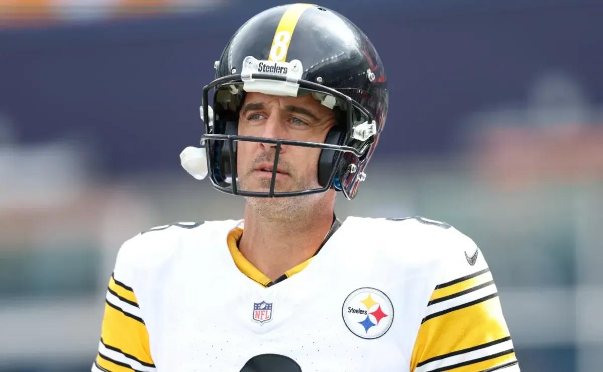 Aaron Rodgers teammate was robbed in Ireland before game vs Vikings