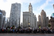 Congresista del Chicago más latino: las redadas de Trump buscan militarizar la ciudad