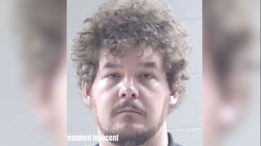 Convicted sex offender arrested after Livingston deputies find child porn, learn he failed to register