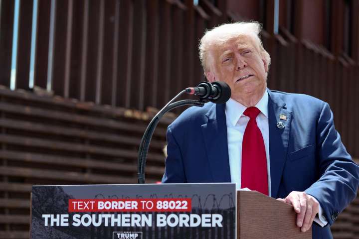 Trump’s welcome letter to new citizens isn’t very welcoming