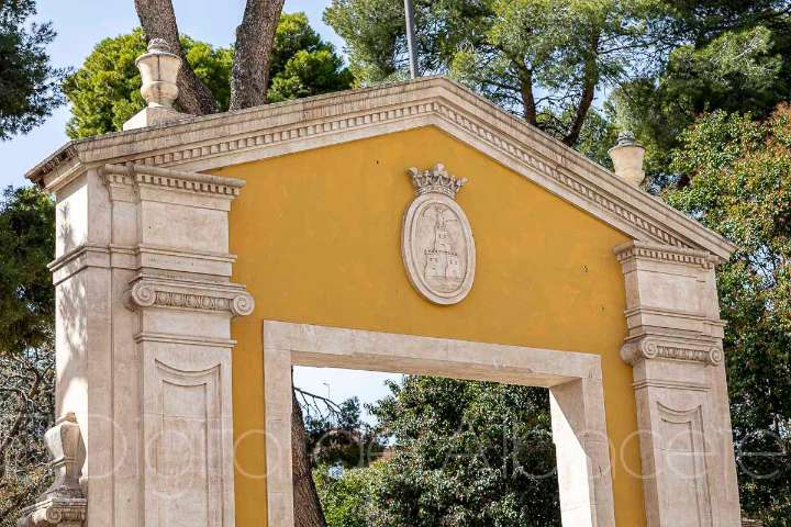 El 7 de septiembre que «una muchacha de Albacete» abrió la Puerta de Hierros
