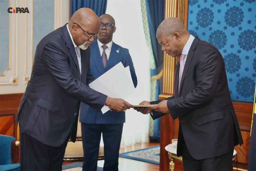 Angola y RDC por fortalecer cooperación en materia económica (+Fotos)