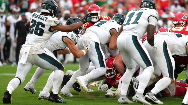 Jordan Mailata on chatter Eagles won due to tush push
