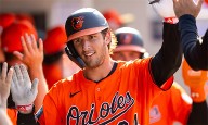 Orioles se impone a Padres por 4