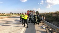 Cuatro mujeres heridas en una colisión entre dos turismos y un camión en la A