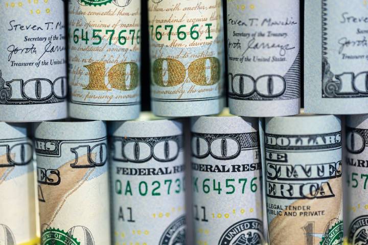 Ecuador se acerca a romper el piso de los 700 puntos de riesgo país