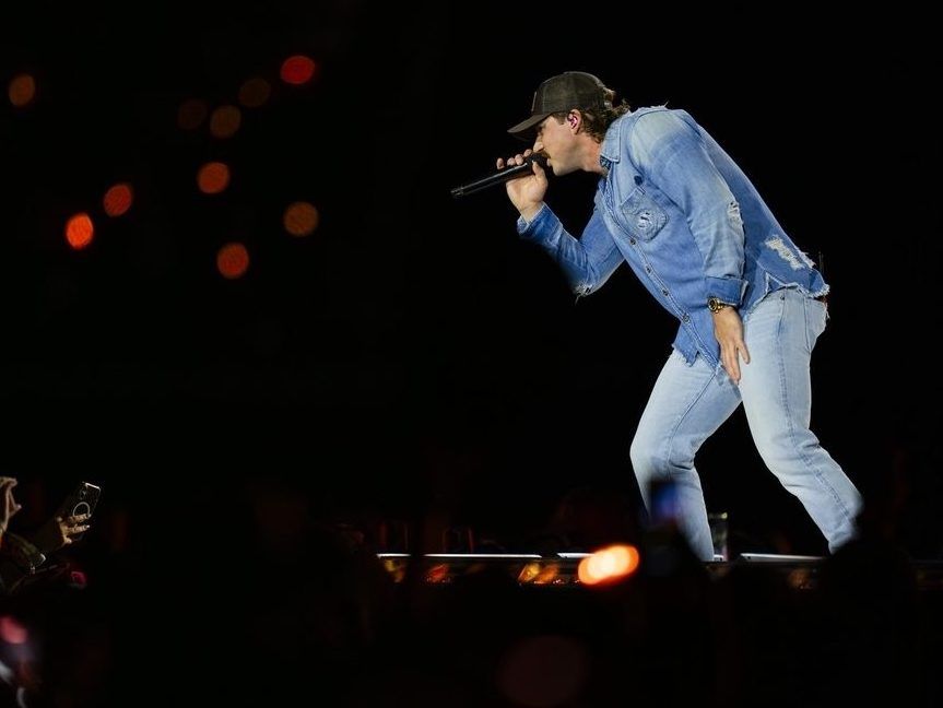 Morgan Wallen honours Toronto Blue Jays royalty at Rogers Centre show