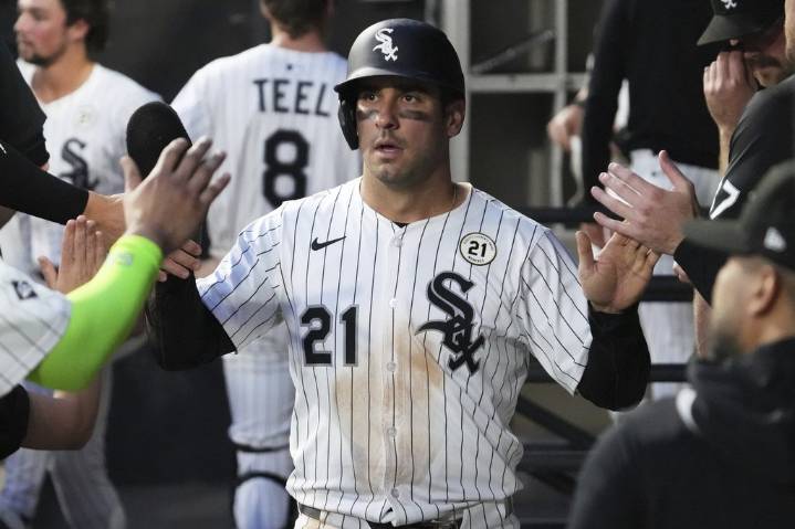White Sox right-hander Wikelman González and outfielder Mike Tauchman to miss rest of season – Winnipeg Free Press