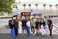 Conesa visita el rodaje de la tercera temporada de ‘El Inmortal’ en Cartagena