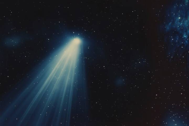 PayPal and Venmo are giving out Comet invites and free Perplexity Pro subscriptions