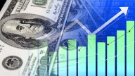 El dólar blue anotó su cuarta suba consecutiva y la brecha con el oficial se redujo a casi cero