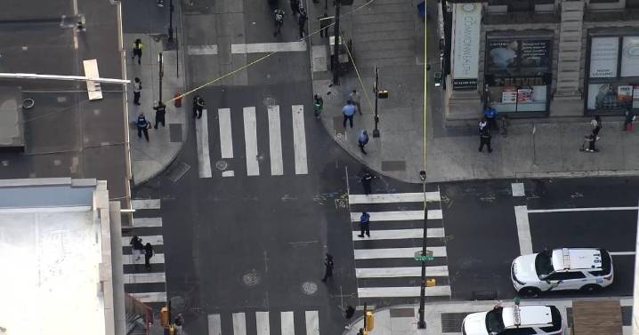1 in custody after woman shot, killed in Philadelphia's Center City, police say