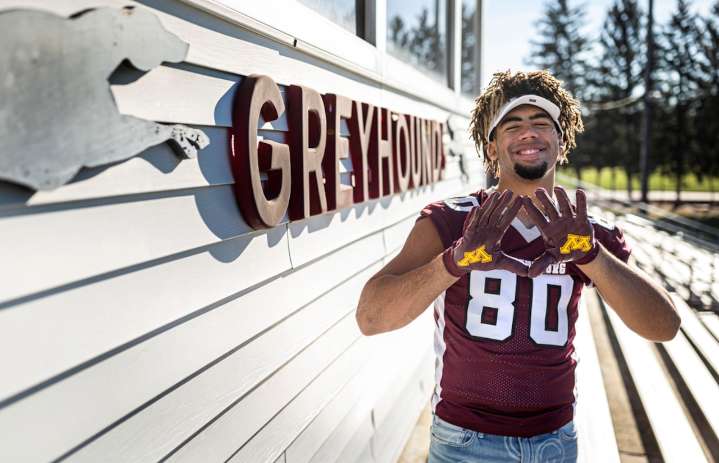 Shippensburg alum, Minnesota star Anthony Smith earns national honor