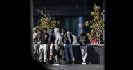 Pozuelo decreta el cierre definitivo del centro de inmigrantes y da cuatro meses al Gobierno para los realojos