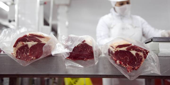 El precio de la carne vacuna sigue subiendo en el mundo, pero la Argentina no lo puede aprovechar por el estancamiento del stock