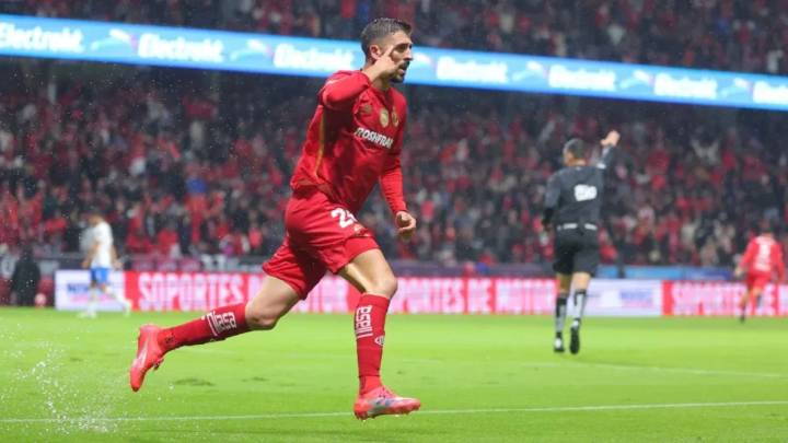 Toluca golea 6-2 a Monterrey en el Nemesio Diez