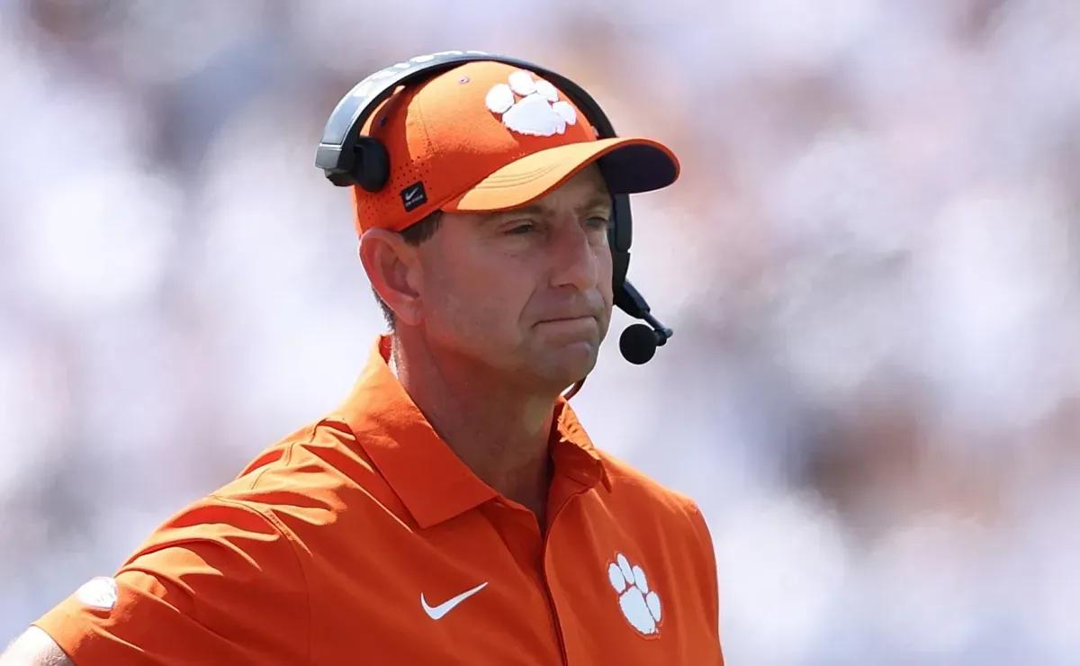 Dabo Swinney faces Clemson fans with an apology and brutal honesty