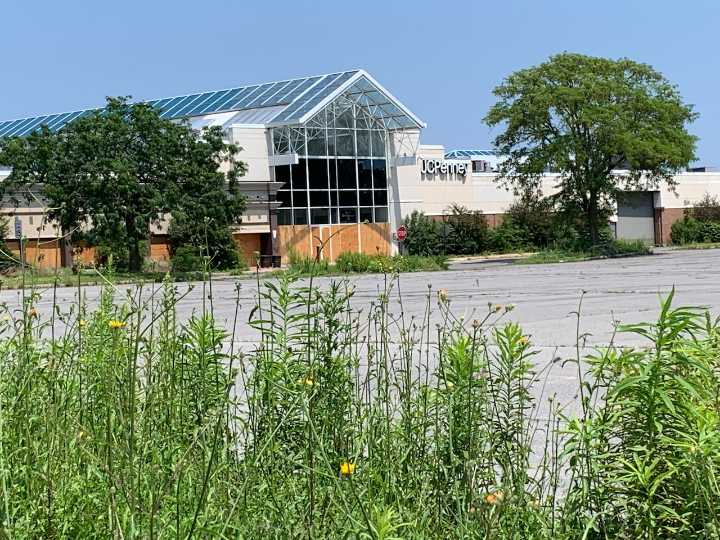 After 2 court wins, county moves to seize former Macy’s at ShoppingTown Mall