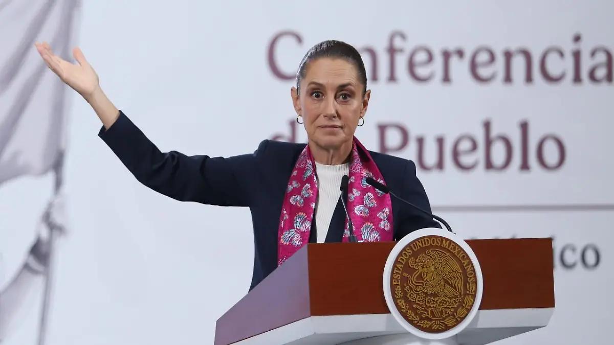 Sheinbaum descarta acción penal contra expresidentes: ellos ya fueron juzgados por el pueblo