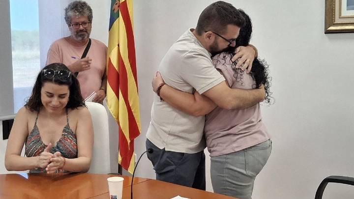 "Esta moción de censura la ha derrotado el pueblo"
