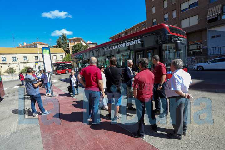CeM denuncia el «caos» del nuevo servicio de autobús