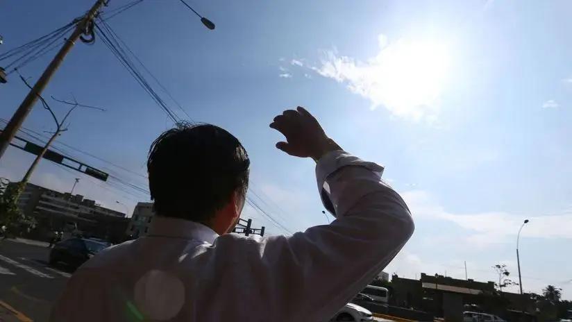 ¡En pleno invierno! Senamhi emitió alerta por altas temperaturas en Lima y otras 14 regiones del país