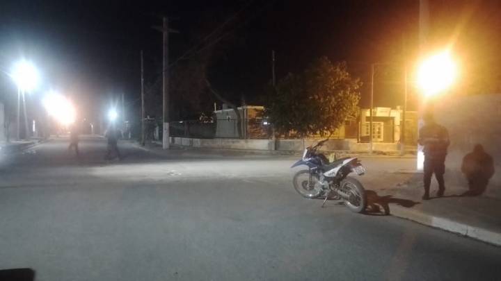 Accidente en barrio 4 de Junio: motociclista lesionada tras choque con un rodado que se dio a la fuga