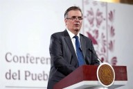 Acusa Ebrard abuso y falsedad en esquema IMMEX