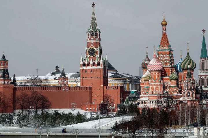 El Kremlin ve "irresponsable" advertencia europea sobre posible derribo de aviones rusos