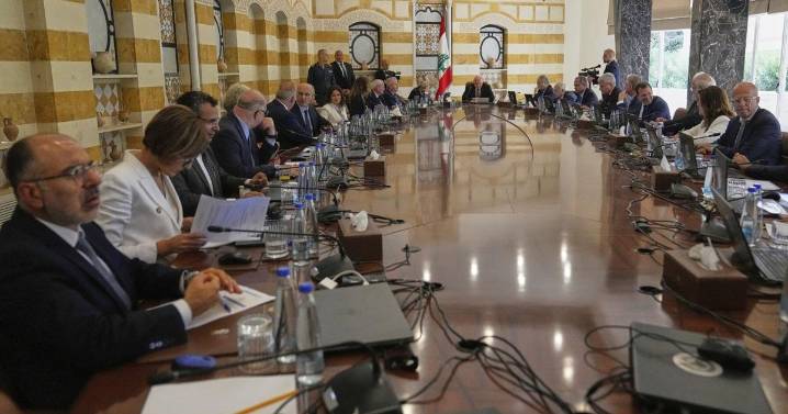 Ministros chiíes se retiran de discusión del plan del Ejército libanés para desarmar a Hezbollah