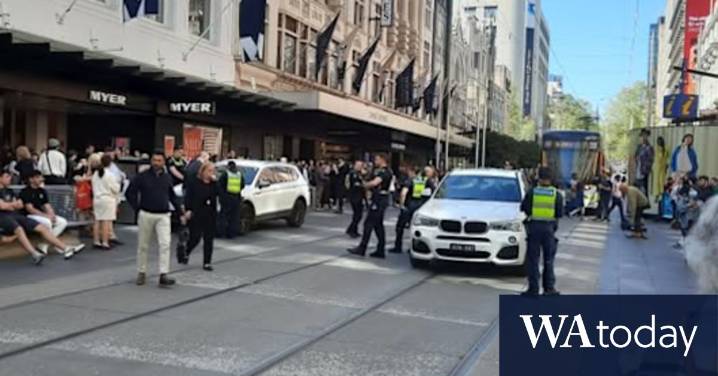 Bourke Street Mall police chase ends in multiple arrests; woman taken to hospital after chase through Melbourne