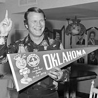 Berry Tramel: OU & Michigan meet 50 years after an Orange Bowl that had a hammering hero
