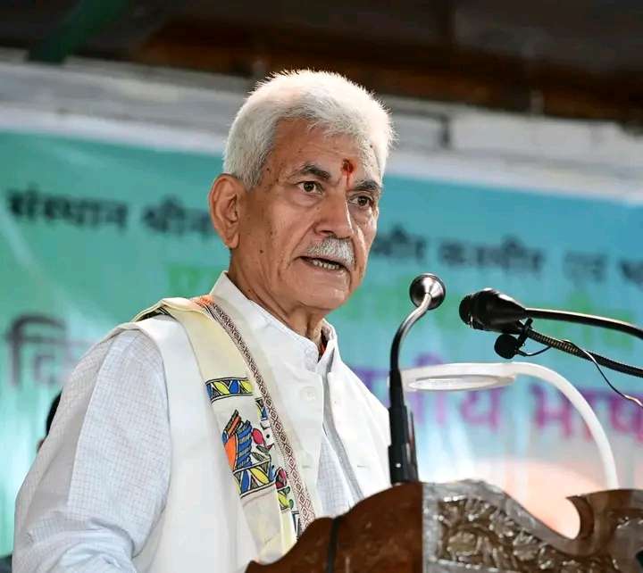 LG Manoj Sinha Pays Tribute To Maharaja Hari Singh
