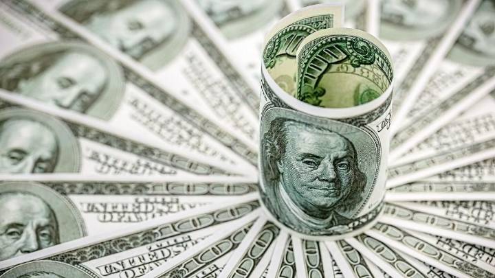 El dólar al borde de los $1500 en otra semana donde se espera alta volatilidad