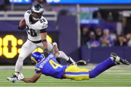 Former Pittsburgh Steelers cornerback suffers serious shoulder injury