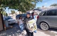 Reciclan papel para ayudar a albergues de perros